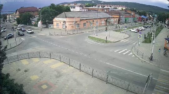 Камера у техникума, на перекрестке ул.Ворошилова и ул.Спорта